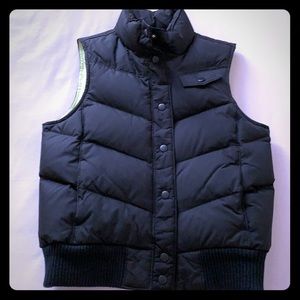Gap Puffer Vest